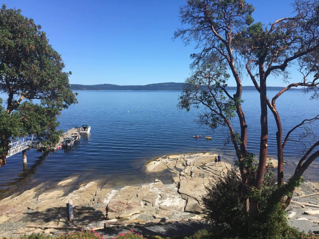 Shoreline of Inn at the Sea Ladysmith